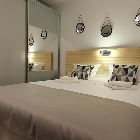 Confort Studio 1 City Center Bucarest Esterno foto